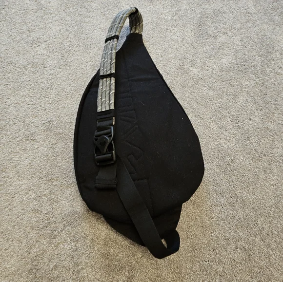 Kavu black canvas bag - Picture 2 of 6